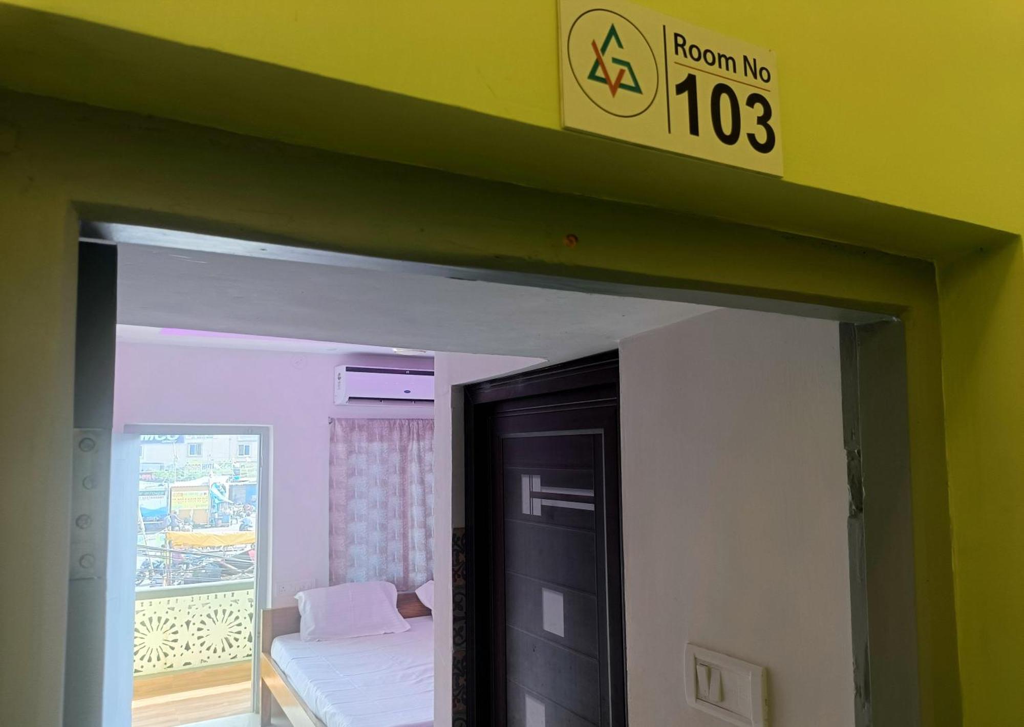 פורי Hotel Grand View מראה חיצוני תמונה